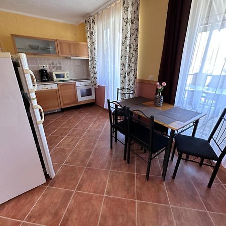 Aranyeso Apartman Hajduszoboszlo Exterior photo