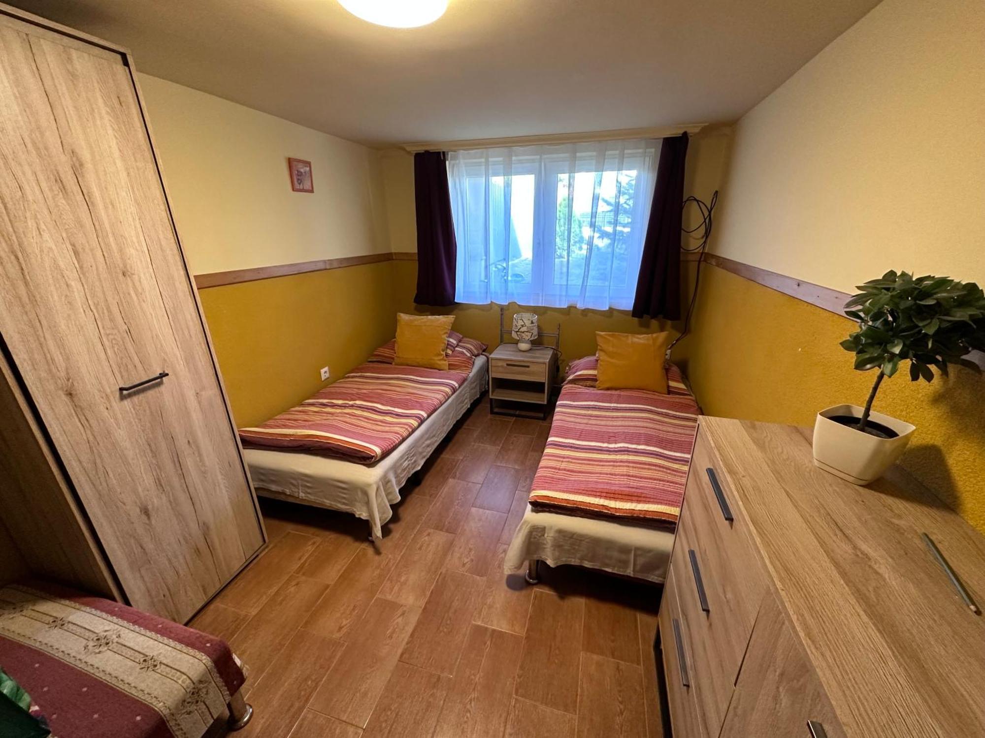 Aranyeso Apartman Hajduszoboszlo Exterior photo