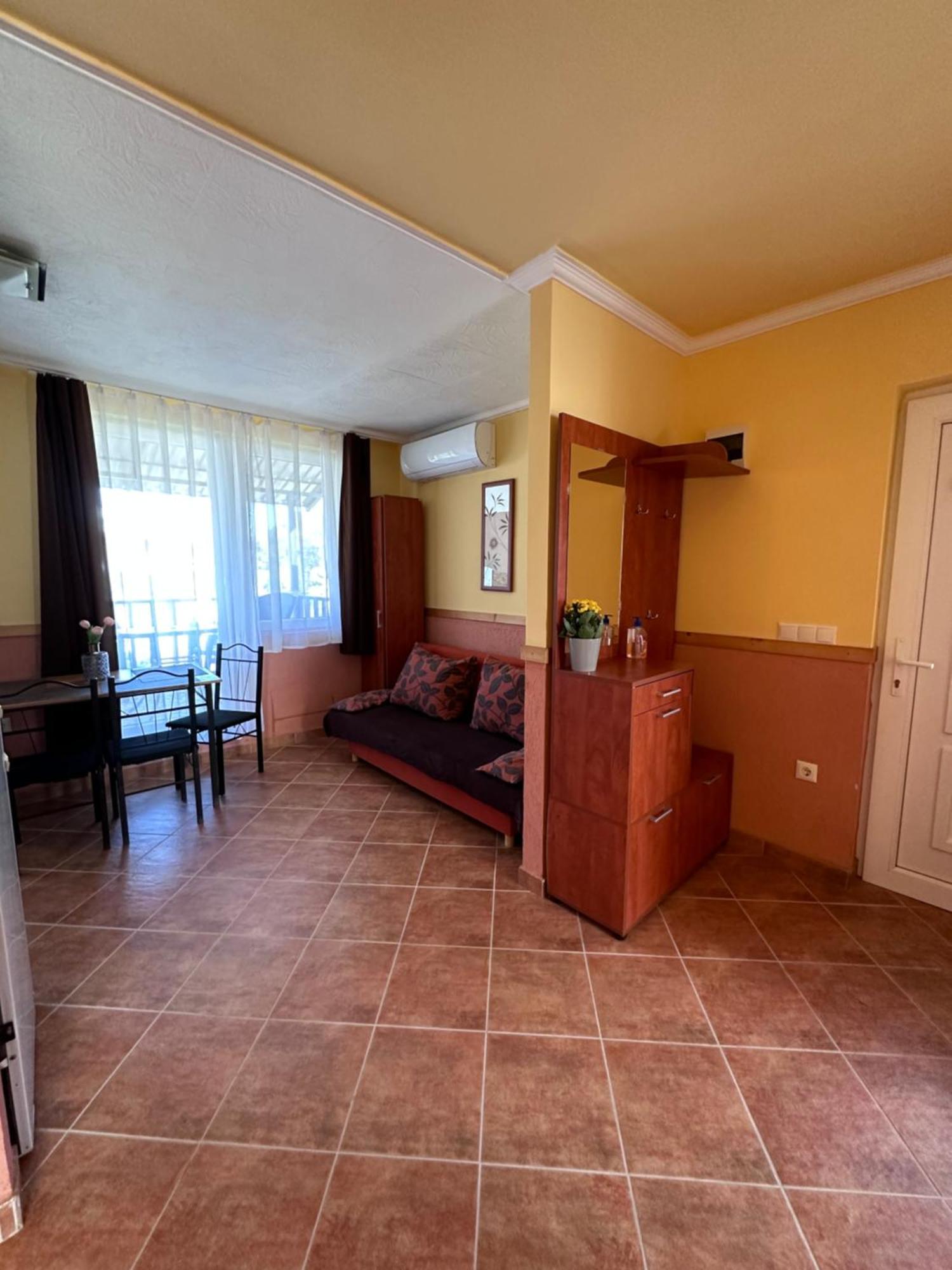 Aranyeso Apartman Hajduszoboszlo Exterior photo